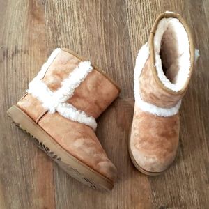 UGG "HADLEY 11" KIDS BOOTS